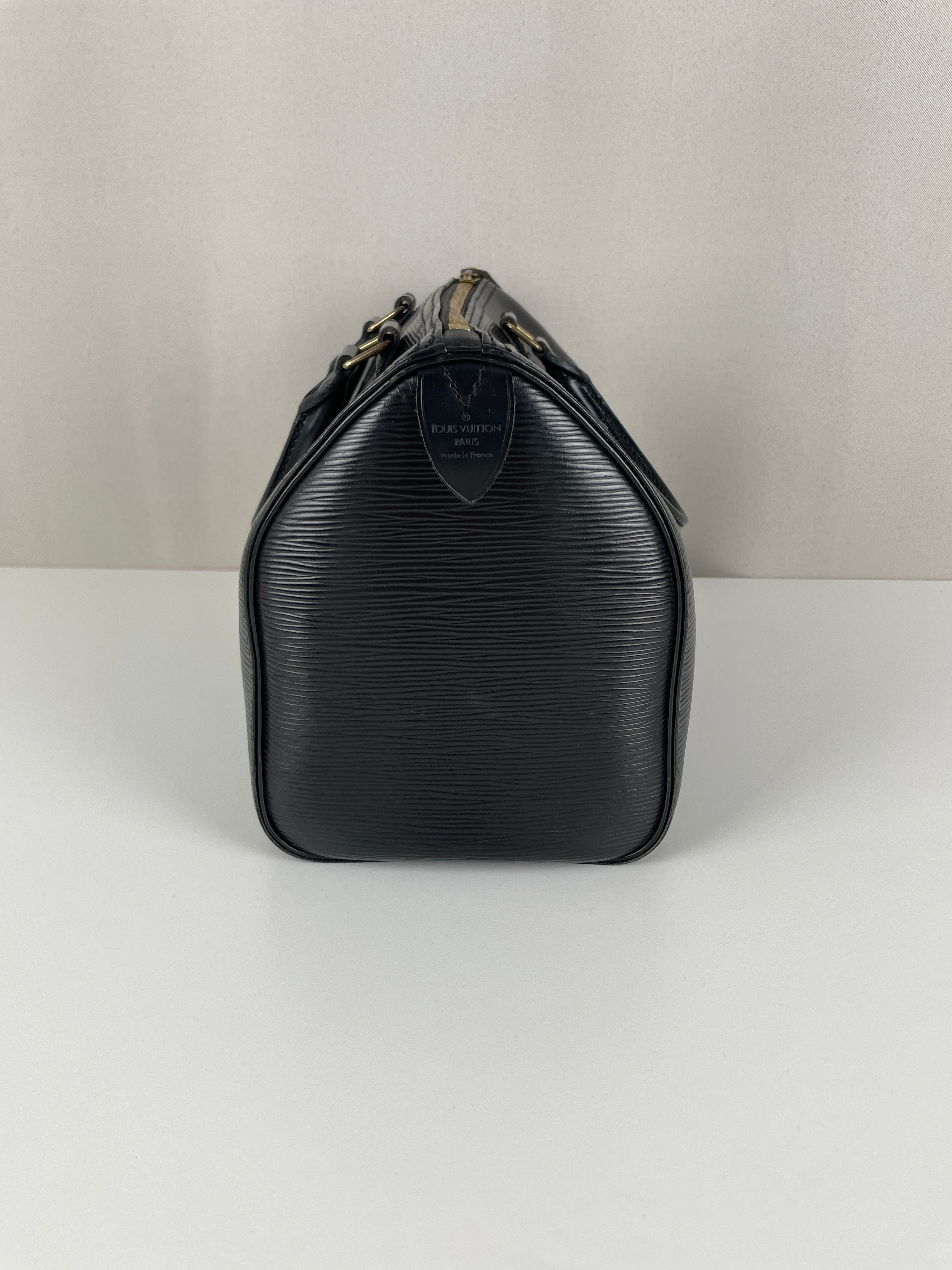 Speedy 25 black epi leather Louis Vuitton – bamluxurystore