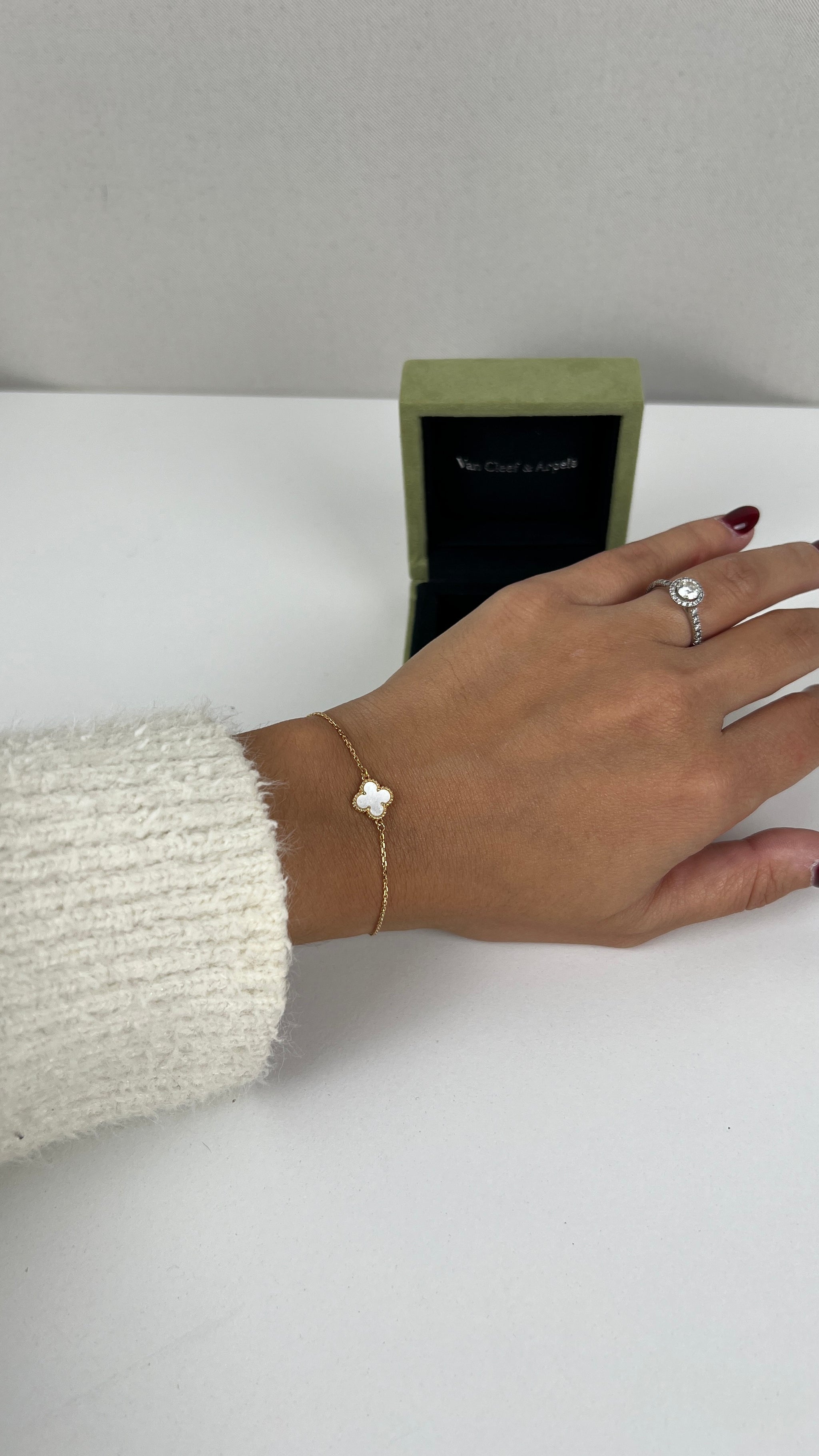 Van Cleef and Arpels Sweet Alhambra bracelet white and gold - Main Image