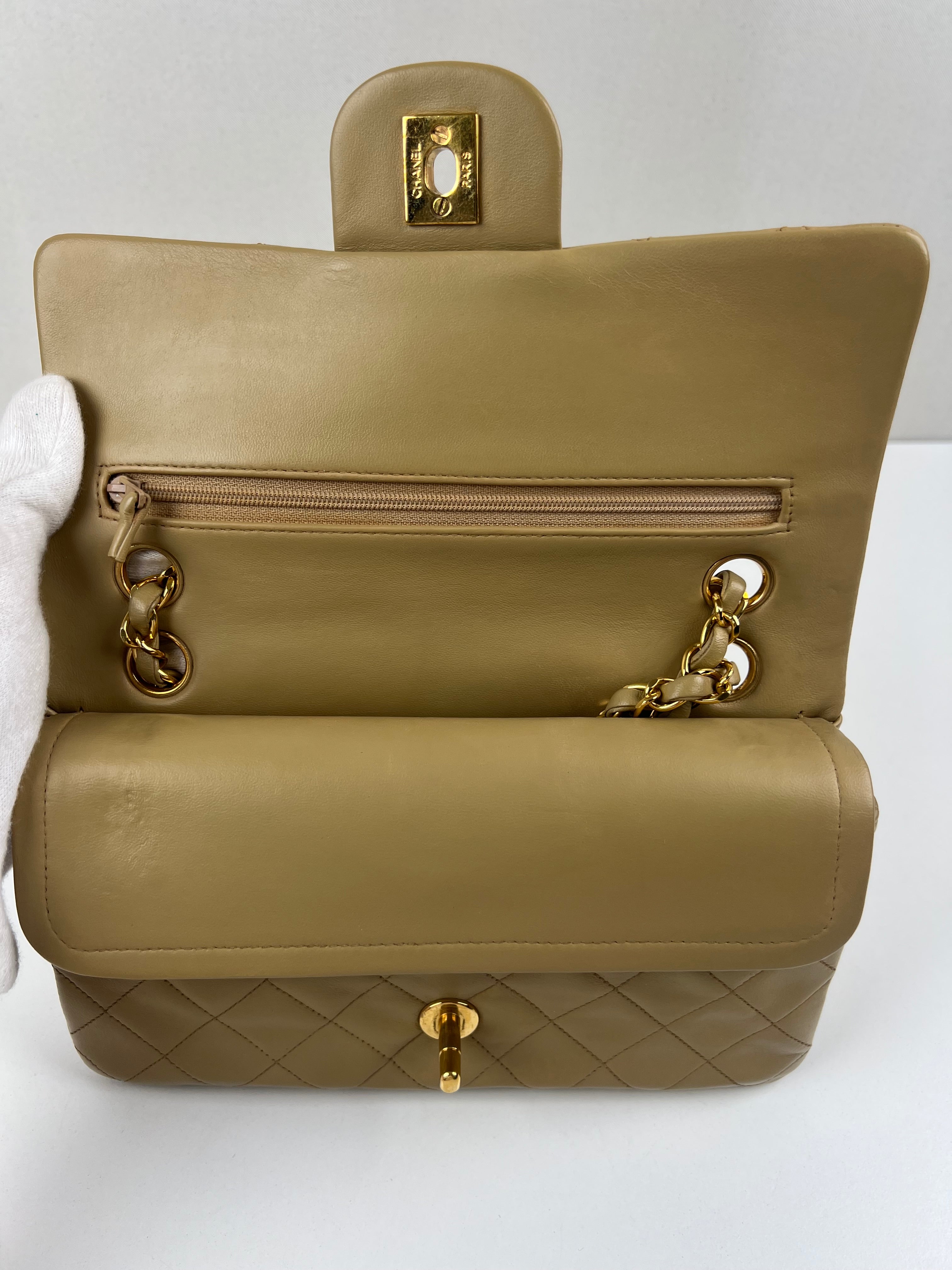 Chanel Timeless classic flap small vintage beige lambskin leather