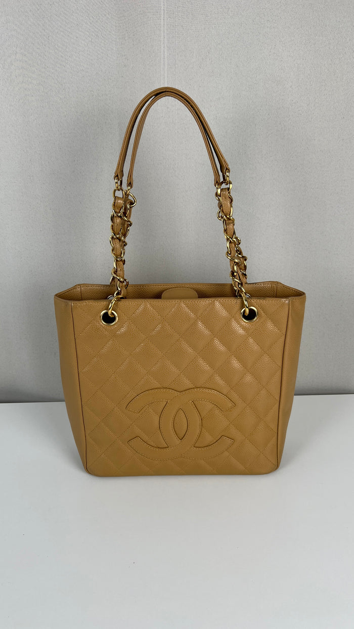 Sac cabas Chanel beige en cuir caviar beige