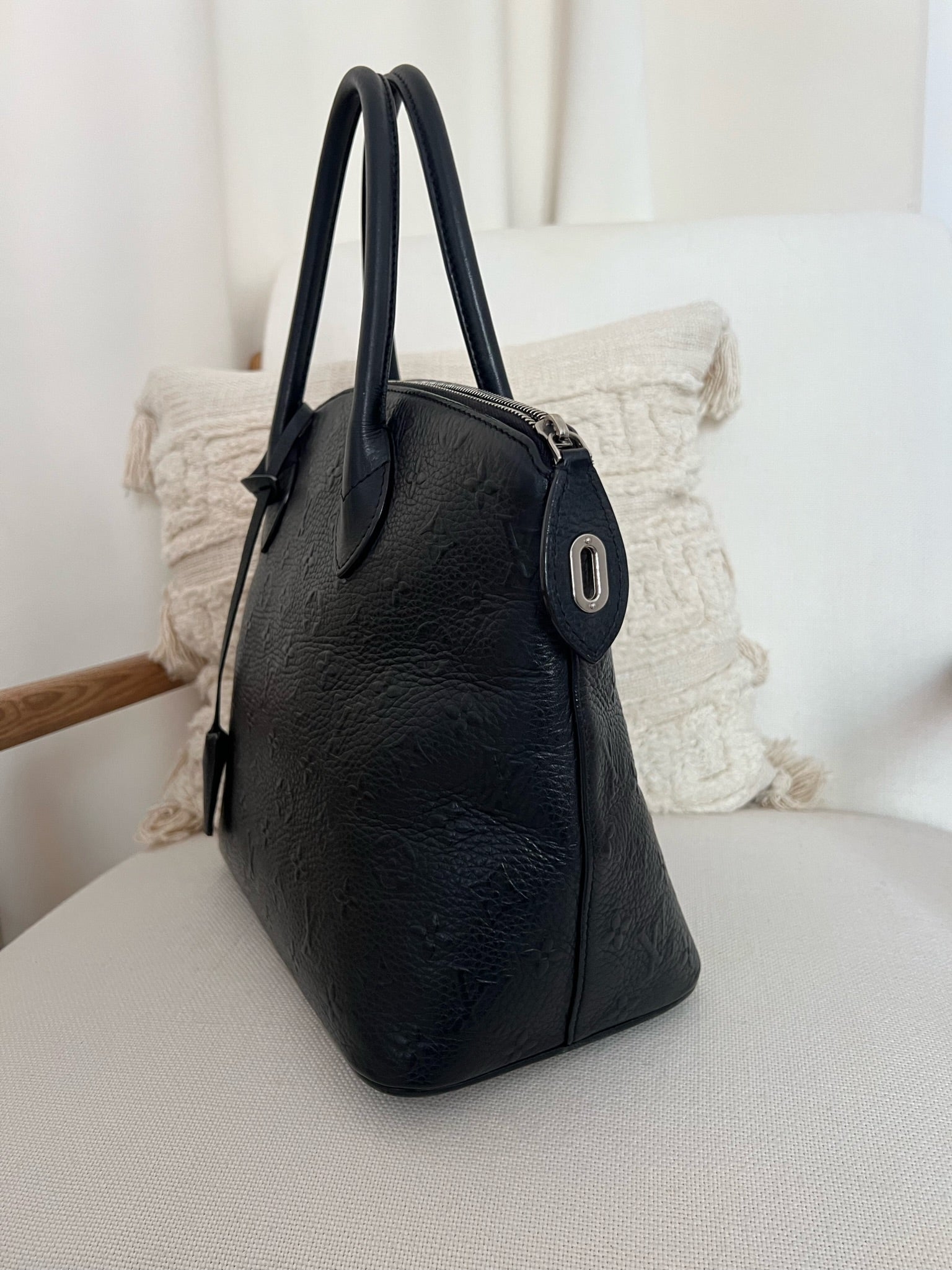 Louis Vuitton Black Monogram Revelation Lockit Handbag – Boutique